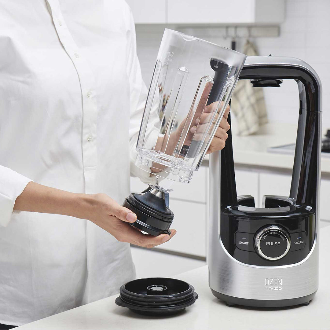 Ozen Pitcher with Lid and Hexa Blade Assembly
